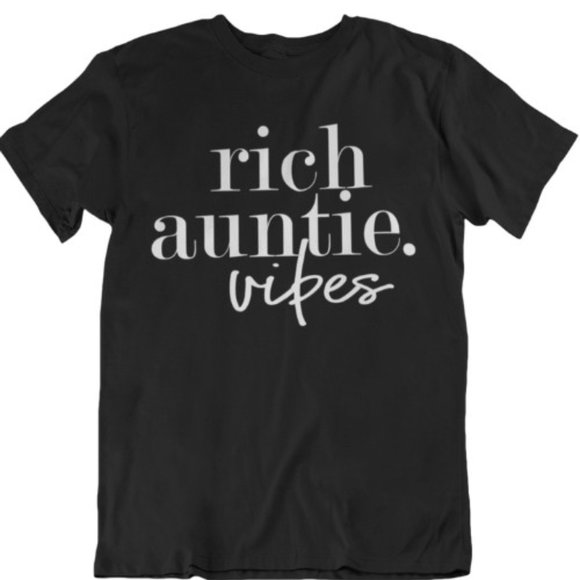 Rich Auntie Vibes T-Shirt - Picture 5 of 6